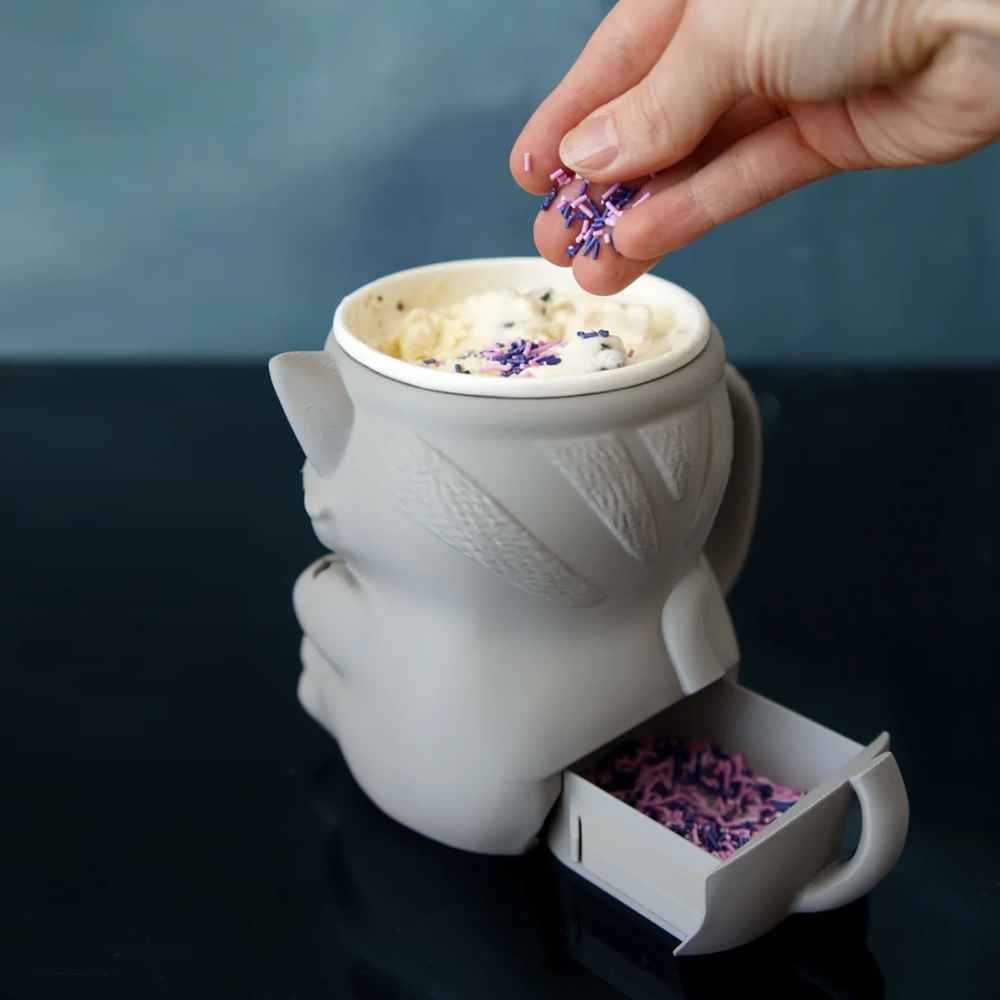 Cuddles the Cat Ice Cream Tub Holder